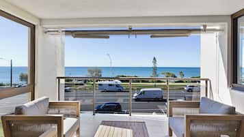 Departamento superior, vista al océano | Vista del balcón
