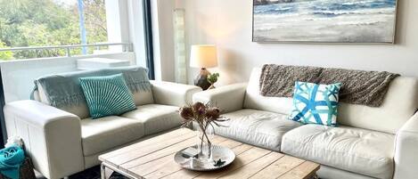 Fernseher, Stereoanlage