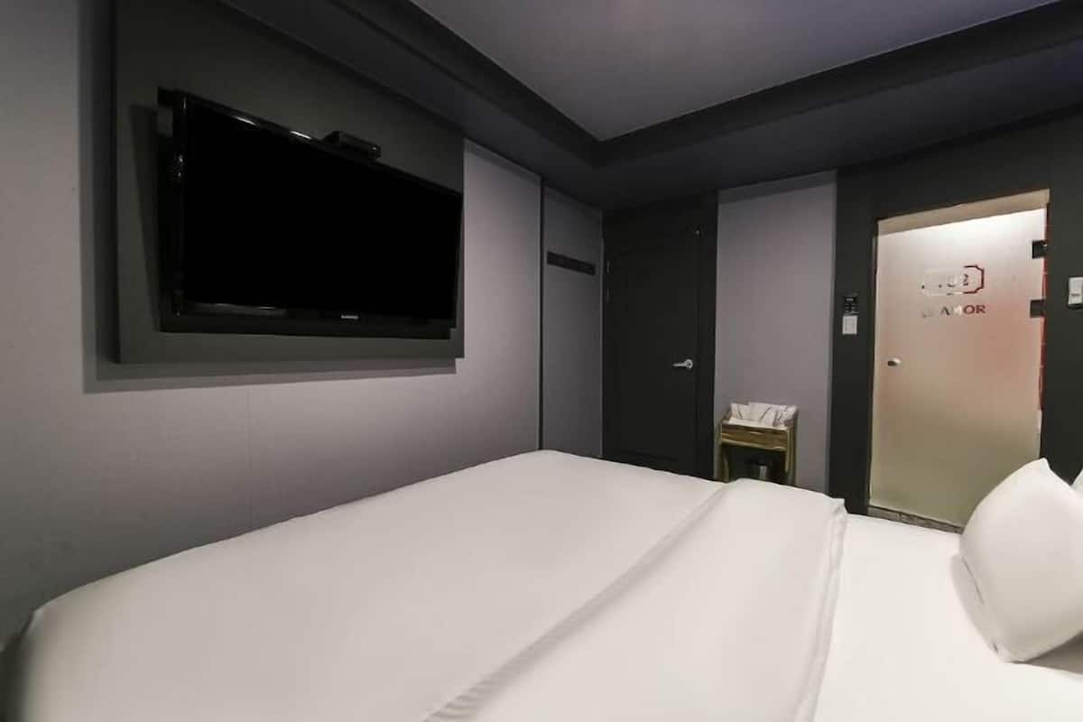 1 Schlafzimmer, individuell eingerichtet, Schreibtisch, kostenloses WLAN