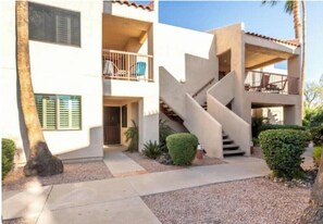 Exterior - Perfect location - quiet, central Scottsdale condo (Scottsdale)