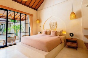 4 soverom, safe på rommet, blendingsgardiner og wi-fi (inkludert)