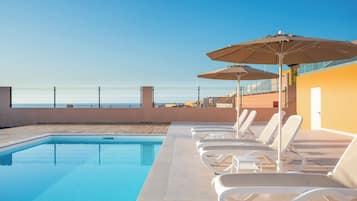 Villa (3 Bedrooms) | Front of property