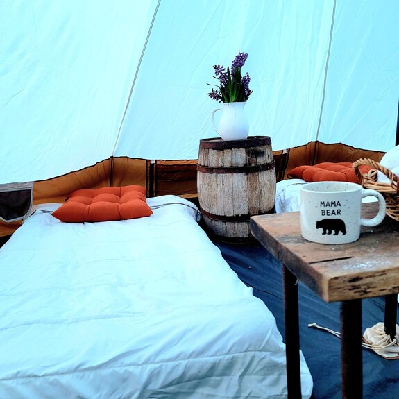 Secluded Mountaintop Retreat Rustic Luxury & Panoramic Views At Freedom Farm - Kent, CT