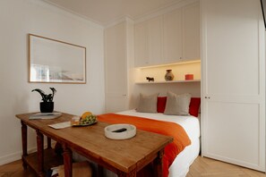 1 sovrum, strykjärn/strykbräda, wi-fi och sängkläder