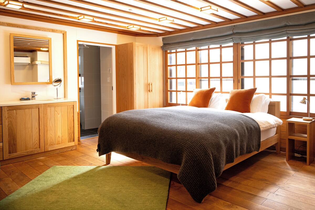 Luxury Chalet, Kitchen, Mountain View