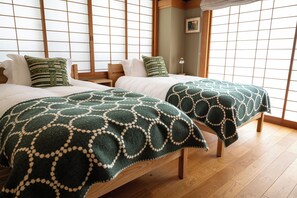 ラグジュアリー シャレー バルコニー | アイロン / アイロン台、WiFi (無料)