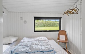 3 bedrooms, travel cot, free WiFi - 3 bedroom cozy home in Vinderup (Vinderup)