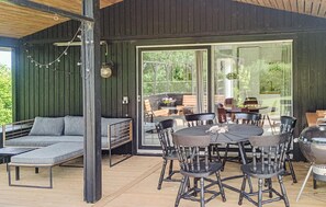 Outdoor dining - 3 bedroom cozy home in Vinderup (Vinderup)