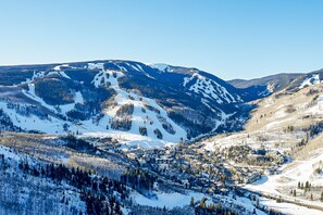 Exterior - Wonderful Long Term Rental, Steps to Riverfront Gondola and Beaver Creek Shuttle (Avon)