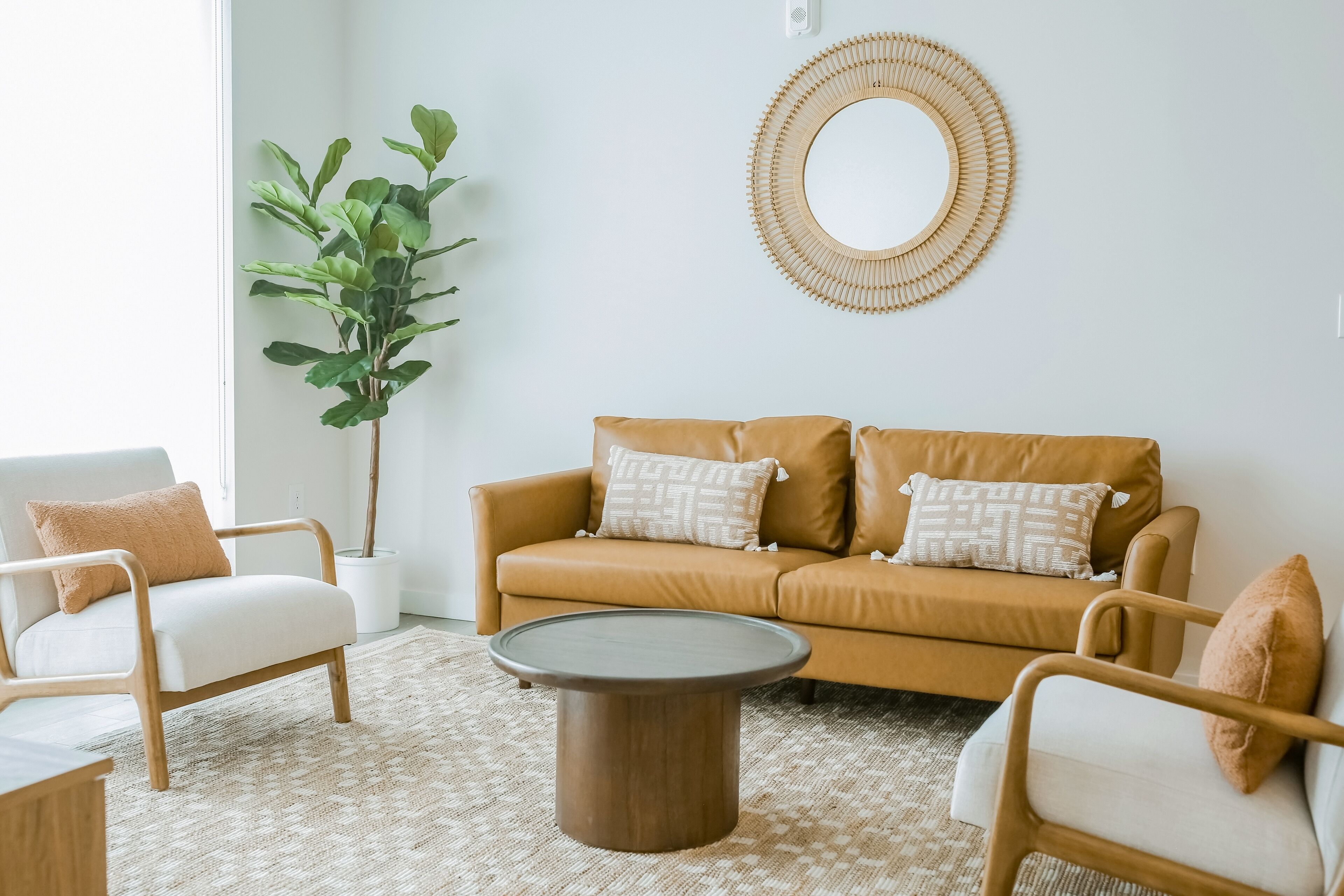 Chic, dog-friendly condo with tropical pool, fitness center & great location