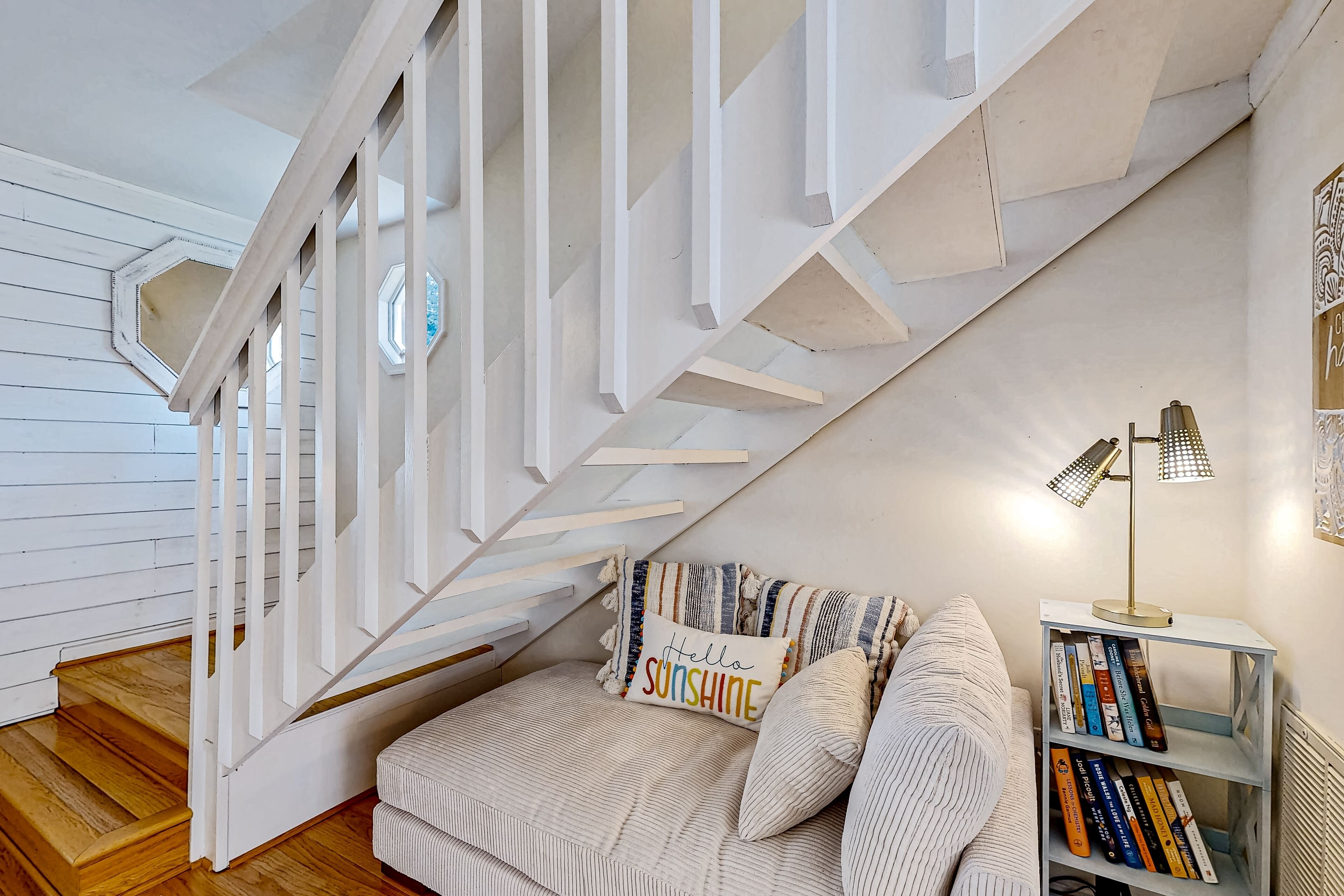 المنشأة من الداخل