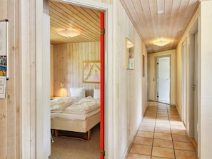4 bedrooms, internet