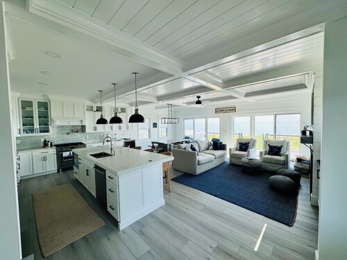 Brand new house on a private beach! 