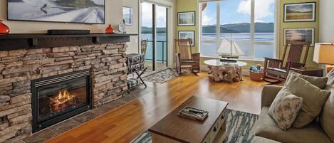 智能电视、壁炉