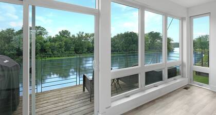 Turtle Cove 2 Bed 2 Bath