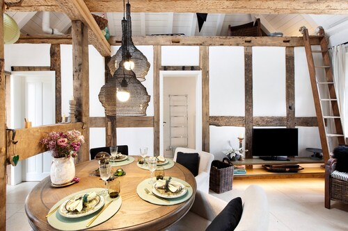 Holiday Home 'Ferienhaus Am Salzwedeler Tor' with Private Terrace, Garden & Wi-Fi