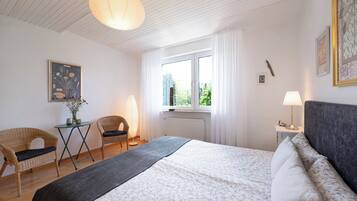 2 Schlafzimmer, Bügeleisen/Bügelbrett, kostenloses WLAN, Bettwäsche