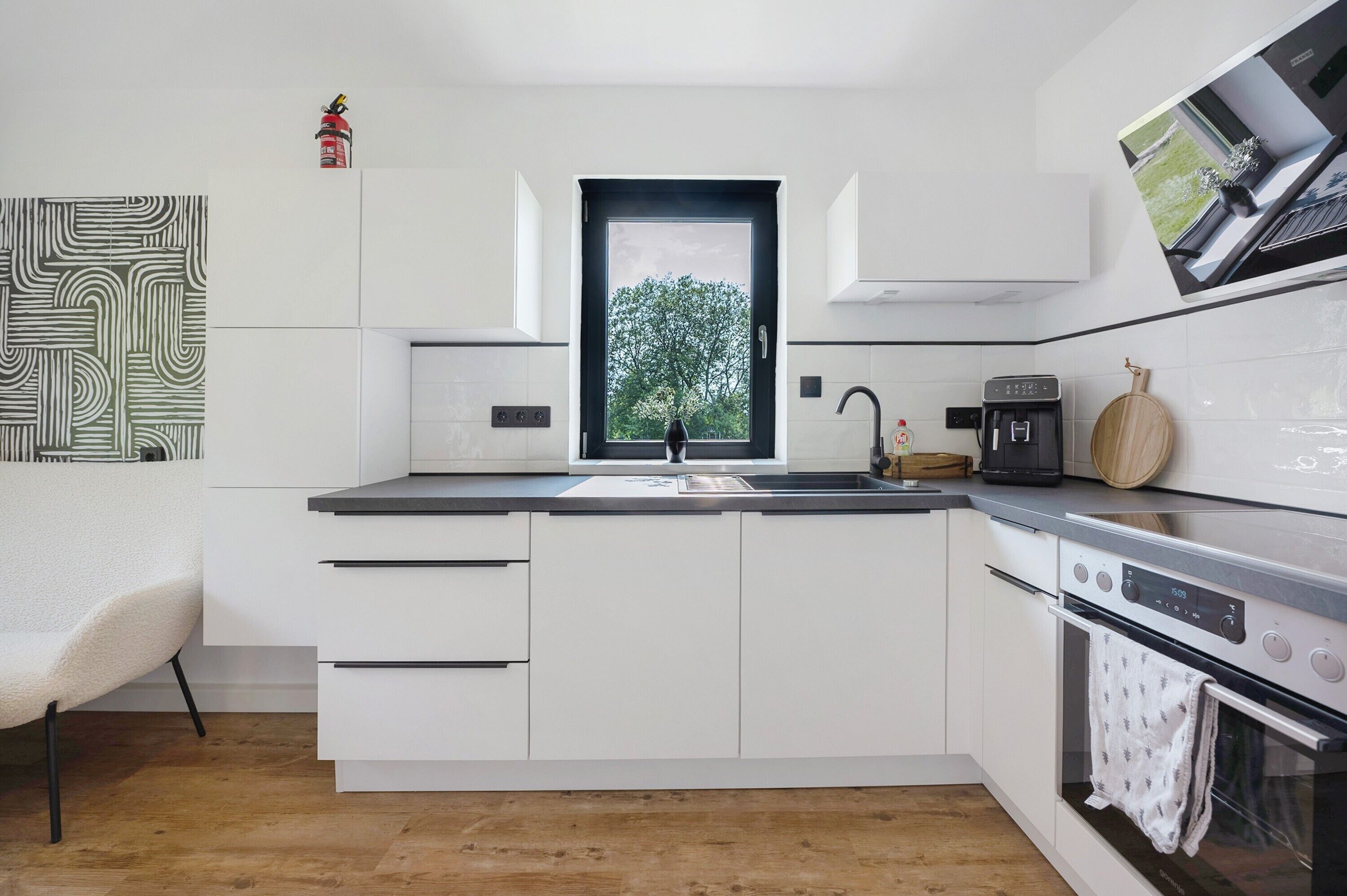 Refrigerador, horno, placa de cocina, lavavajillas