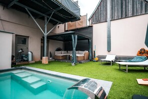 Pool - Holiday Home 'Spessart Oase' with Private Pool, Private Terrace and Wi-Fi (Marktheidenfeld)