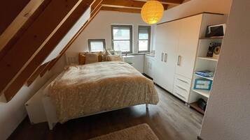 3 habitaciones, tabla de planchar con plancha y wifi gratis