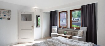 Holiday Home 'Gästehaus Roth' with Balcony