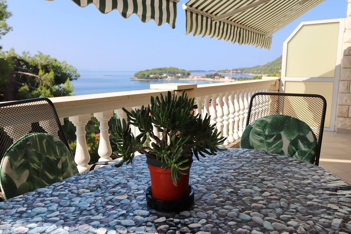 Leilighet (Two Bedroom Apartment with Terrace an) | Balkong