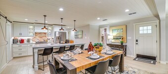 Hot Tub! Family Haven 3 Mi to Lake Ray Roberts