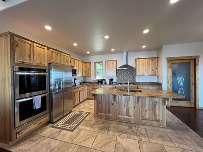 Beautiful Ocean Sunsets at Harbor Hills Heights