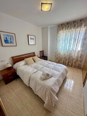 2 bedrooms, iron/ironing board - Apt Oropesa Trebol Rentalholidays (Oropesa)