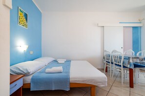 1 chambre, Wi-Fi, draps fournis