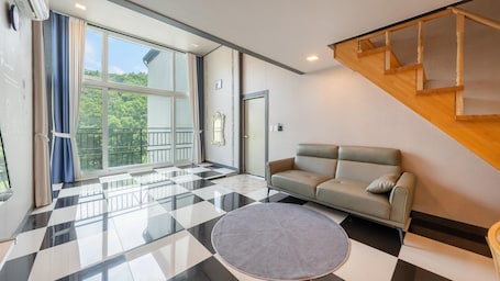 Basic Room, 1 Bedroom (Yellow Ⅱ) | 1 bedroom, free WiFi