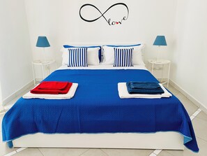 1 soverom, skrivebord, strykejern/-brett og wi-fi (inkludert)