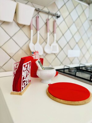 Shower, hair dryer, bidet, towels - Marisabella home standard  (Vico Equense)