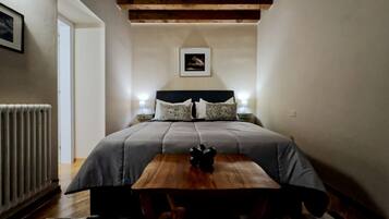 1 chambre, fer et planche Ă repasser, Wi-Fi, draps fournis