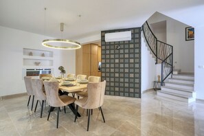 Dining - Villa Petra (heated pool,sauna,billiards) near the sea (Privlaka)