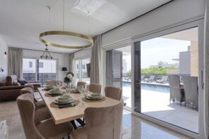 Dining - Villa Petra (heated pool,sauna,billiards) near the sea (Privlaka)