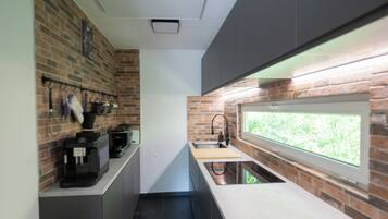 Refrigerador, microondas, horno y lavavajillas