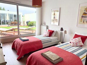 4 室のベッドルーム、アイロン / アイロン台、WiFi、ベッドシーツ