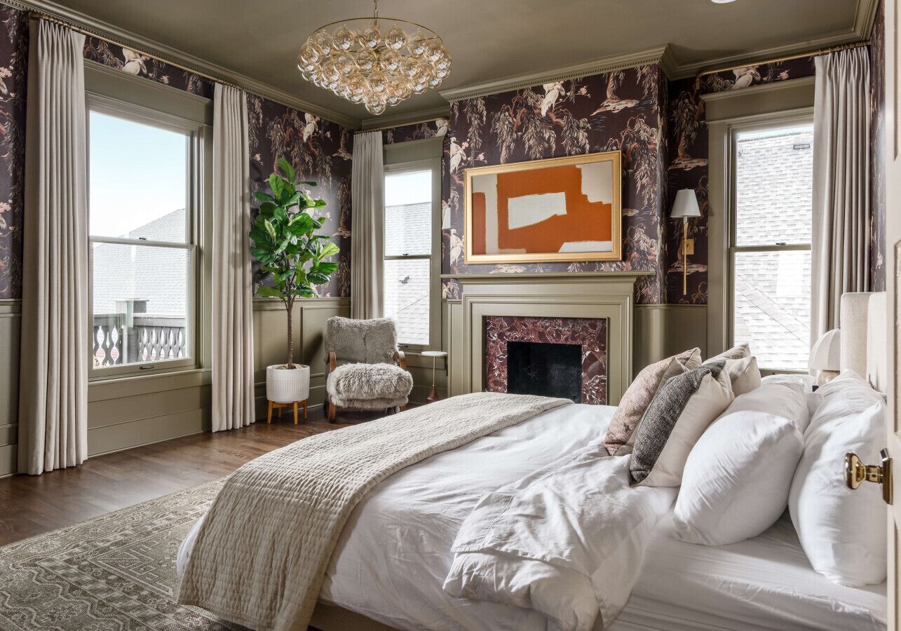 6 bedrooms, desk, iron/ironing board, free WiFi