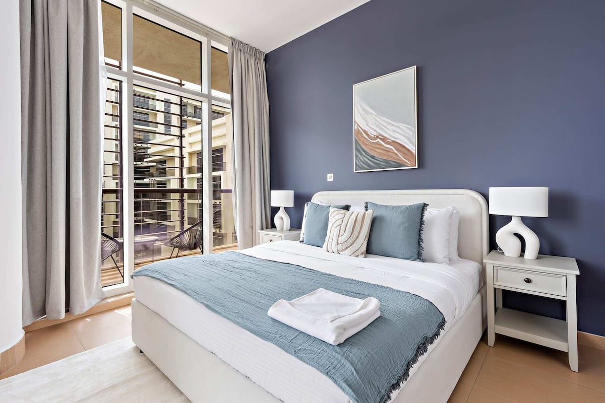 Grand Apartment, Balcony | 1 bedroom, in-room safe, individually decorated, individually furnished