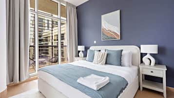 Apartemen Grand, balkon | 1 kamar tidur, brankas, dan didekorasi berbeda-beda