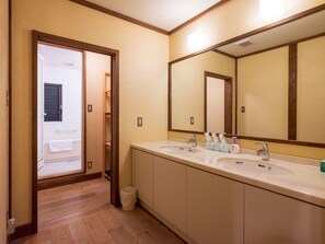 Exclusive-Villa | Badezimmer