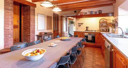 Can Pons Xic - Rural Farmhouse with sea views