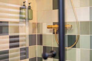 Comfort Double Room | Bathroom | Hair dryer