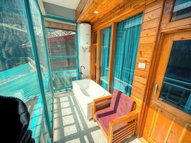 Superior Double Room | Blackout drapes, free WiFi, bed sheets