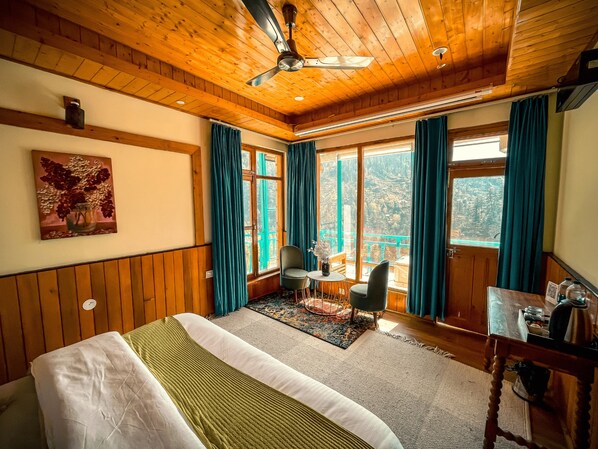 Deluxe Double Room | Balcony view