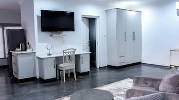 1 chambre, coffres-forts dans les chambres, ameublement personnalisé