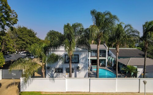 Siesta Manor Guesthouse