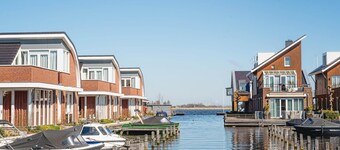 Waterside Escape with Easy Access