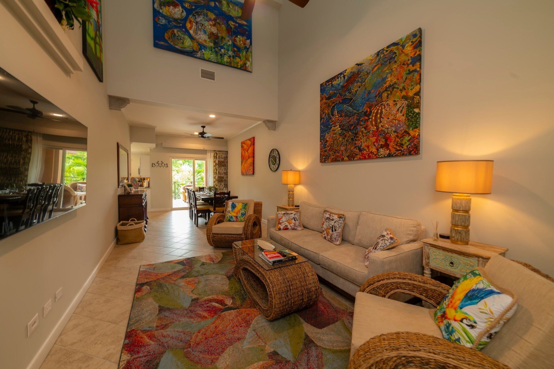 Televisión y estéreo 